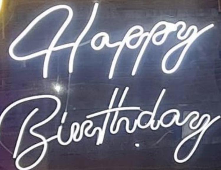 تابلو نئونی happy Birthday