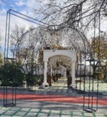 طاق کسری خرچنگی پایه کتیبهای (سرستون کامل)